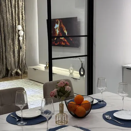 Двухкомнатная Квартира С Роскошным Видом На Город Exclusive Apartment Almaty Exterior photo