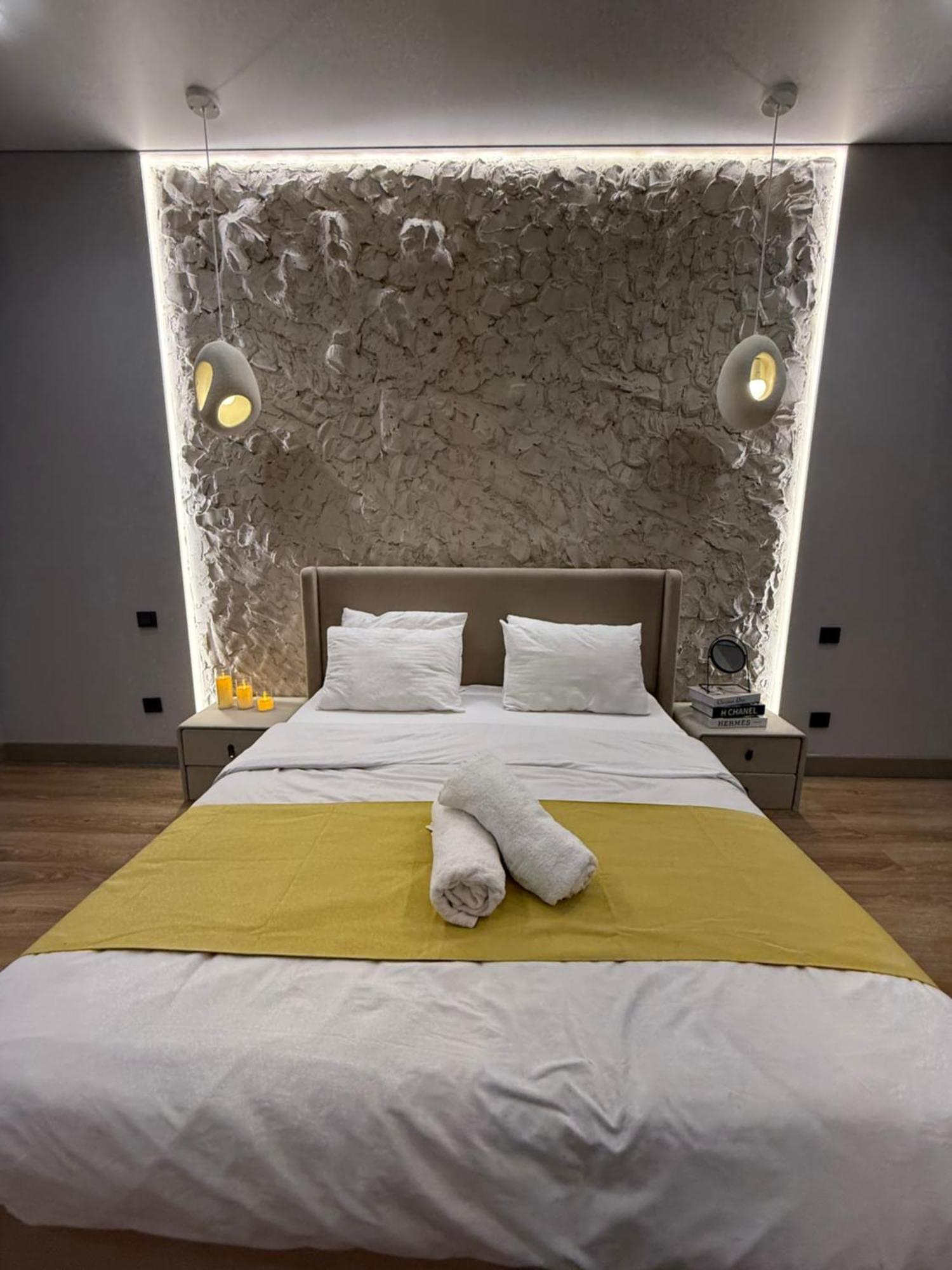 Apartment двухкомнатная с роскошным видом на Exclusive Almaty